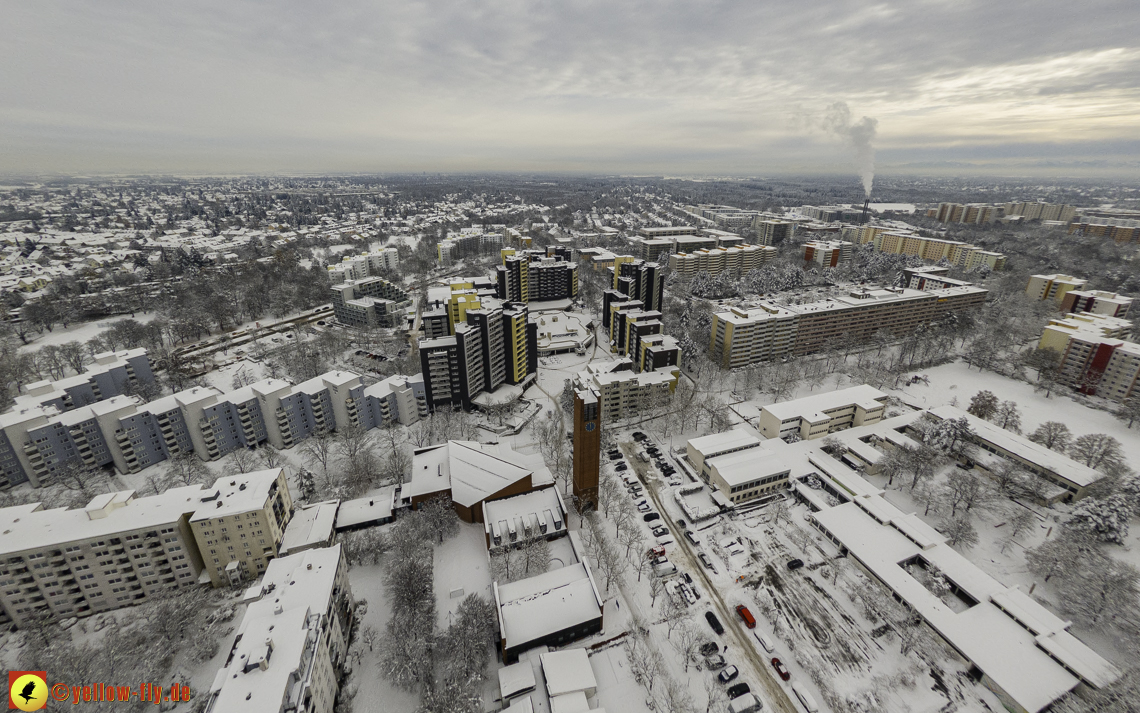 04.12.2021 - Karl-Marx-Ring und Marx-Zentrum in Neuperlach